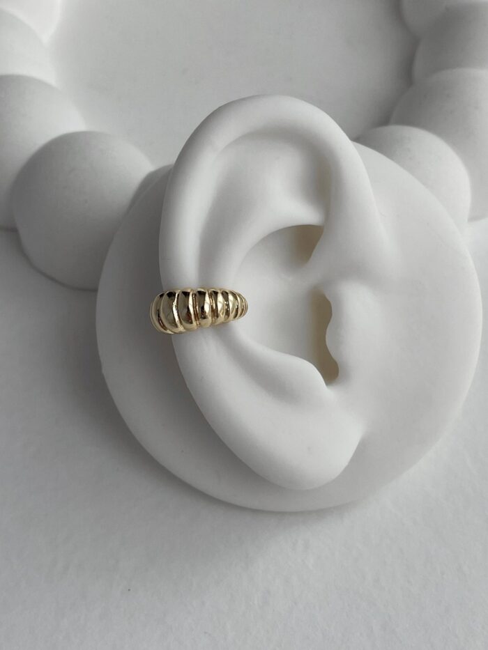 Özel Seri Burgu Desen Gold Earcuff