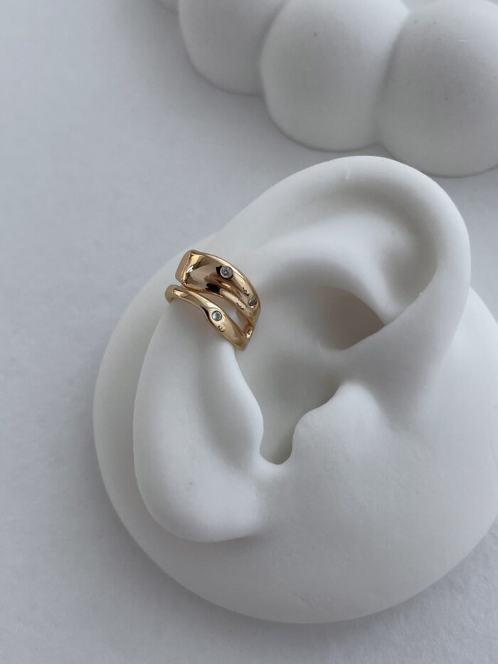 Özel Seri Zirkon Taşlı Asimetrik Desen Gold Earcuff