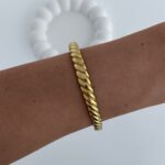 Çelik Burgu Desen Gold Kelepçe Bileklik