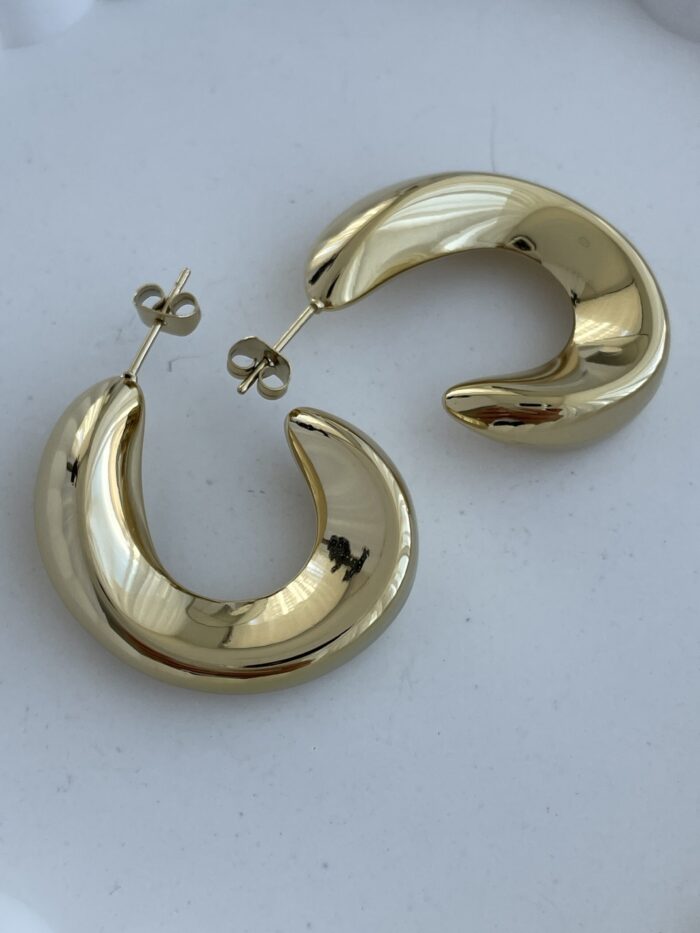 Çelik Vintage Tasarım Oval Gold Küpe