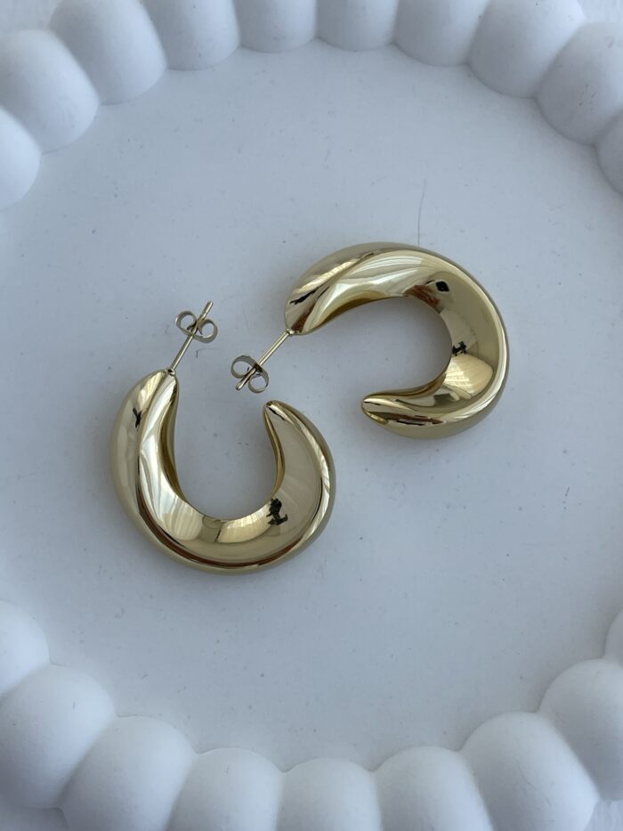 Çelik Vintage Tasarım Oval Gold Küpe