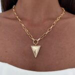 Özel Seri Üçgen Tasarım Gold Figaro Zincir Kolye