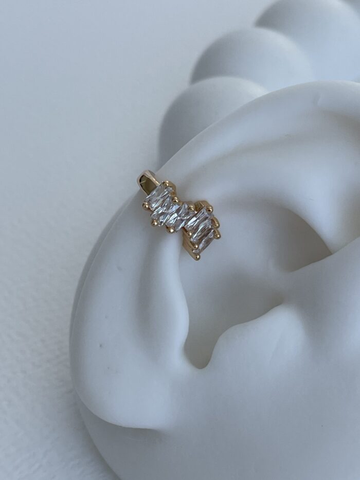 Özel Seri Baget Taşlı Z Tasarım Gold Earcuff