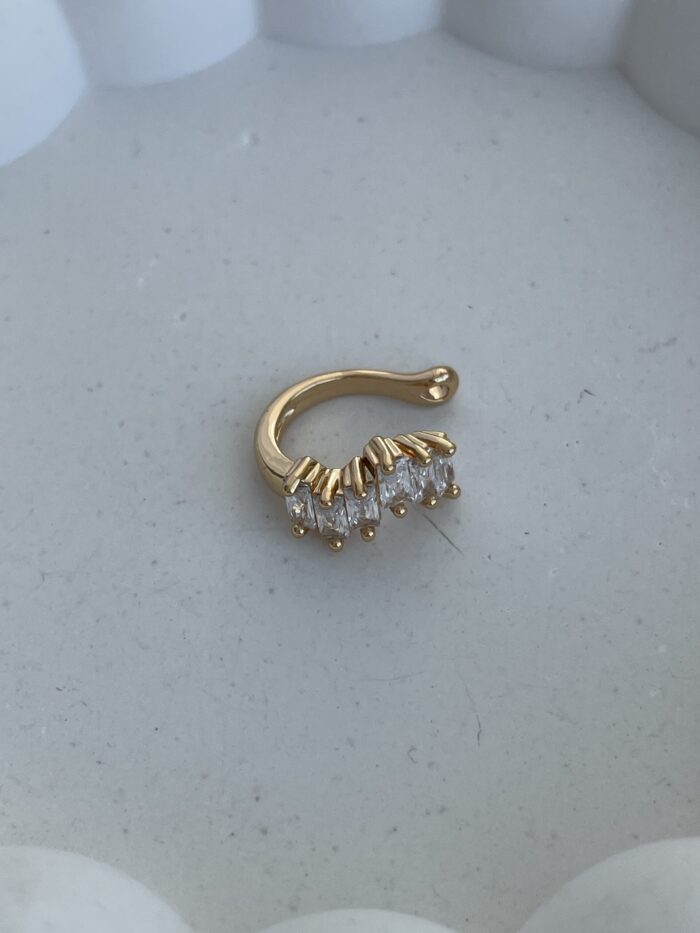 Özel Seri Baget Taşlı Z Tasarım Gold Earcuff