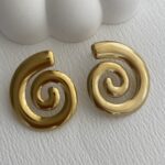 Çelik Spiral Tasarım Gold Küpe