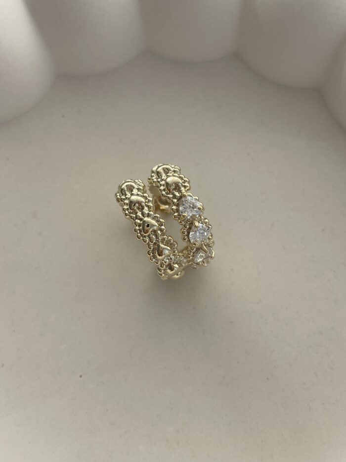 Özel Seri Zirkon Taşlı Kalp Tasarım Gold Earcuff