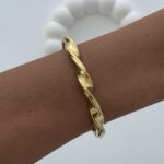 Çelik Burgu Desen Gold Kelepçe Bileklik
