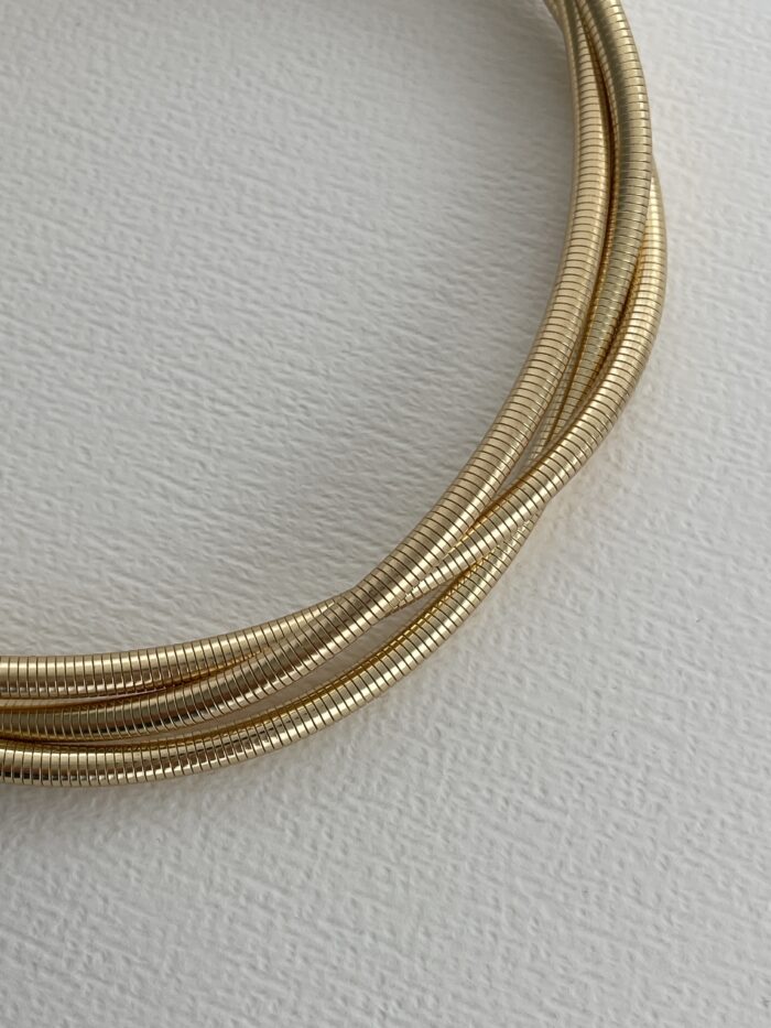 Özel Seri Tırtık Model Üçlü Sarmal Tasarım Gold Choker Kolye