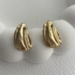 Çelik Soyut Tasarım Gold Yaprak Küpe