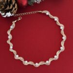 NS-Tel Görünümlü Kıvrımlı Zirkon Taşlı Choker  İnci Gold Kolye