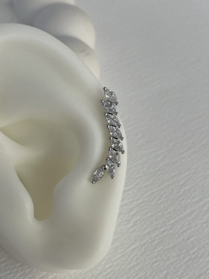 Özel Seri Yaprak Model Damla Taş Gümüş Earcuff