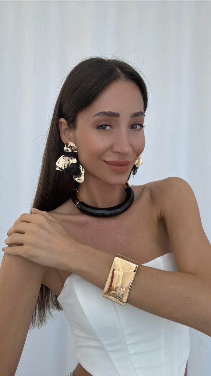 Özel Seri Marka Model Gold & Siyah Choker Kolye