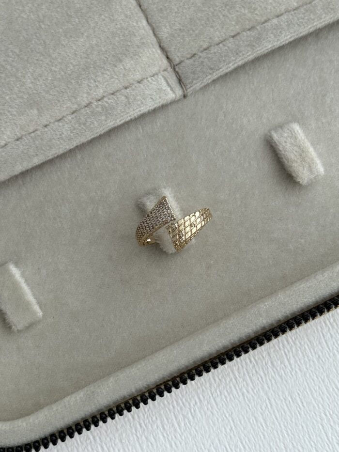 XUPING Zirkon Taşlı Sarmal Gold Ayarlanabilir Yüzük