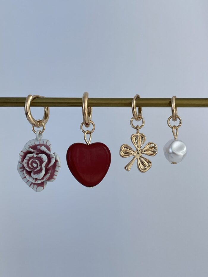 Özel Seri ZR Model Kalp & Gül Tasarım Gold Küpe Seti