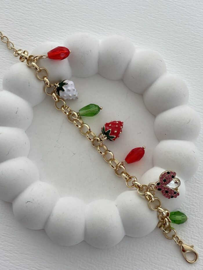 Özel Seri Çilek Renkli Taşlı Charm Gold Bileklik