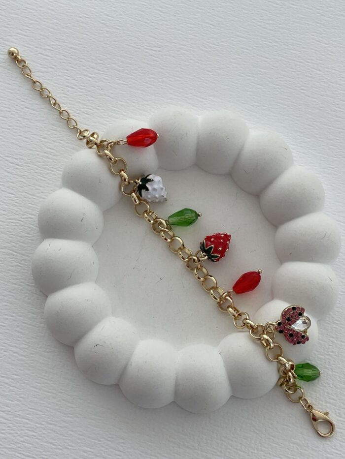 Özel Seri Çilek Renkli Taşlı Charm Gold Bileklik