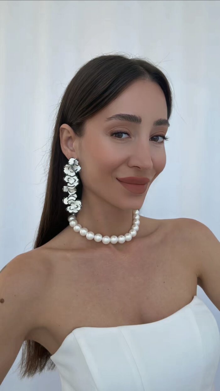 Özel Seri Marka Model Üçlü Çiçek Tasarım Küpe