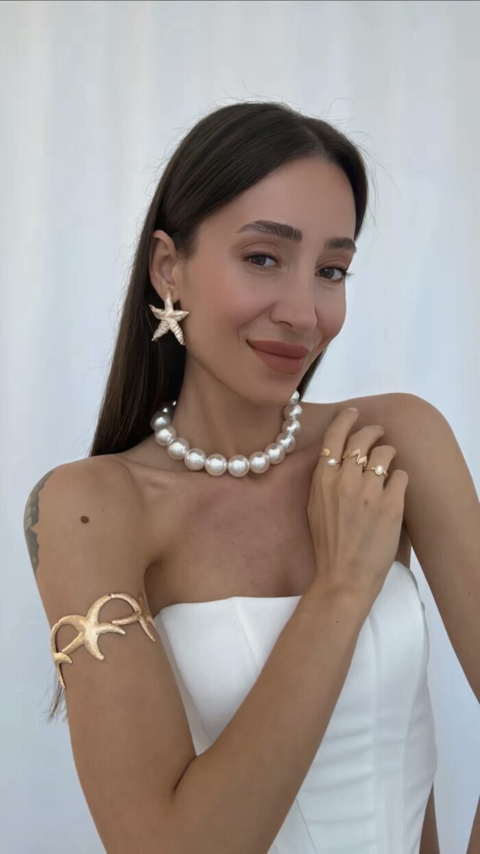 Özel Seri Deniz Yıldızı Marka Model Gold Küpe