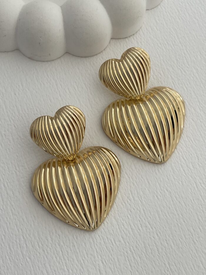 Özel Seri Tırtık Desen İkili Kalp Tasarım Gold Küpe