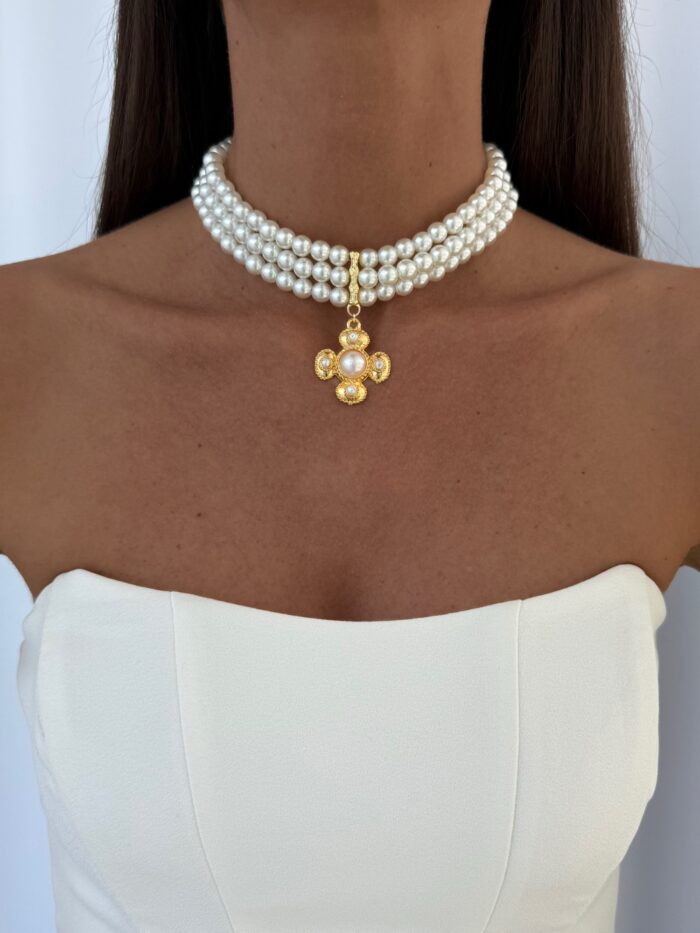 Özel Seri Çiçek Motif Üç Sıra İnci Gold Choker Kolye