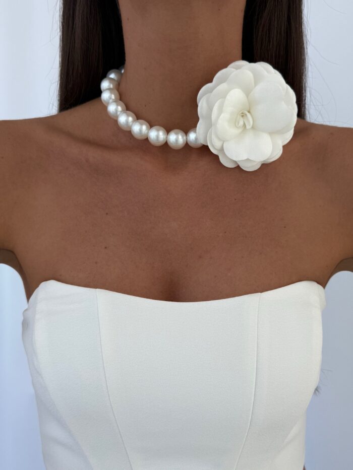 Özel Seri Beyaz Gül Tasarım İnci Choker Kolye 16mm