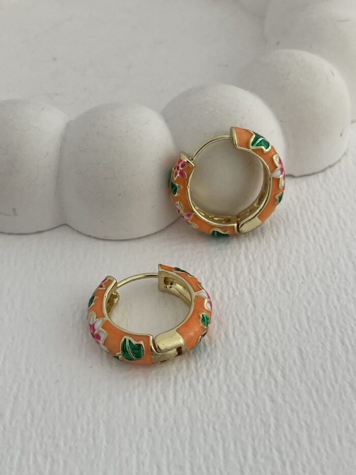 Özel Seri Çiçek Kabartma Desen Turuncu Gold Küpe