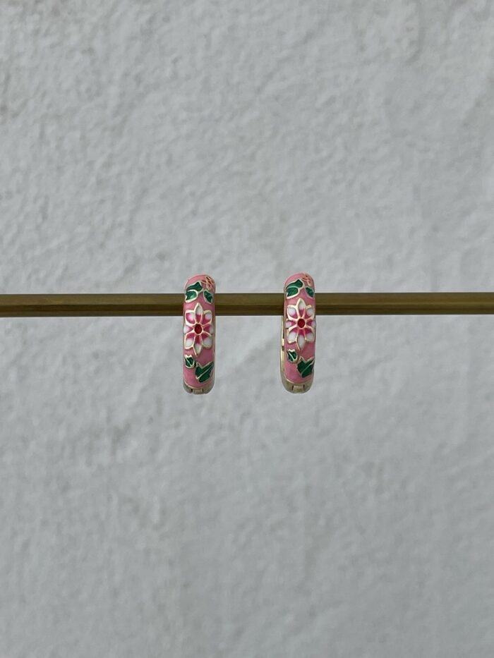 Özel Seri Çiçek Kabartma Desen Pembe Gold Küpe