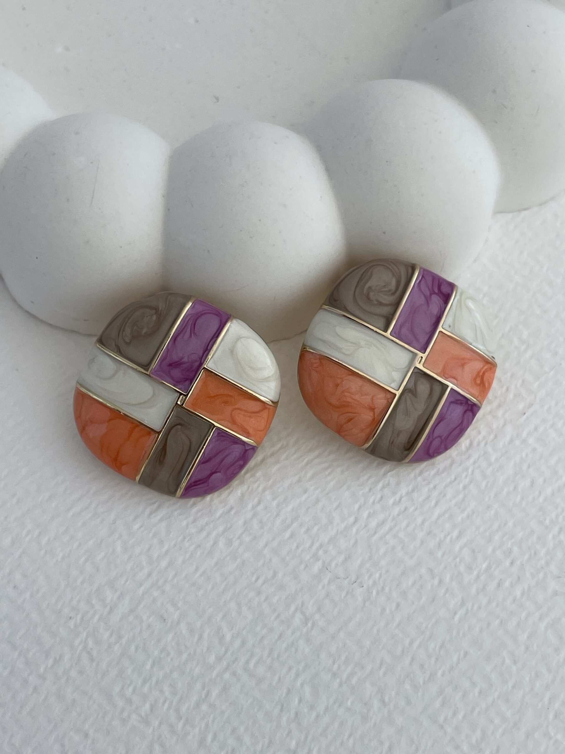 img_7563 Özel Seri Çok Renkli Kare Gold Küpe