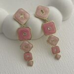 Özel Seri Baget Taşlı Geometrik Tasarım Pembe - Gold Küpe