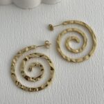 Çelik Desenli Güneş Tasarım Gold Küpe