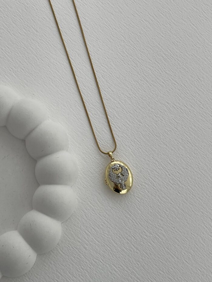 Özel Seri Zirkon Taşlı Fotoğraflı Anka Kuşu Tasarım Gold Alya Kolyesi