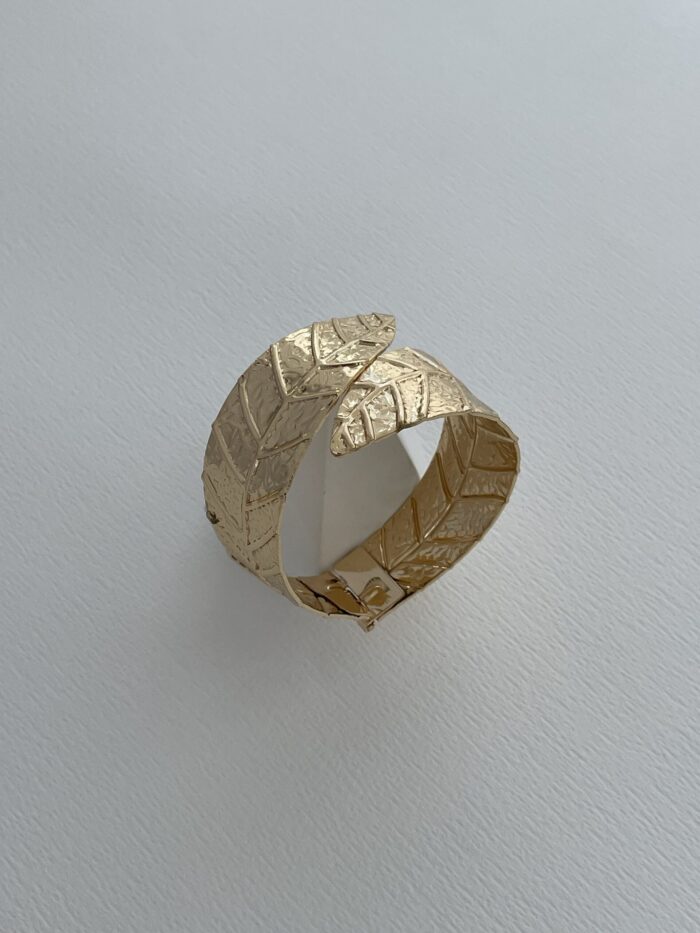Özel Seri Yaprak Tasarım Gold Kelepçe Bileklik