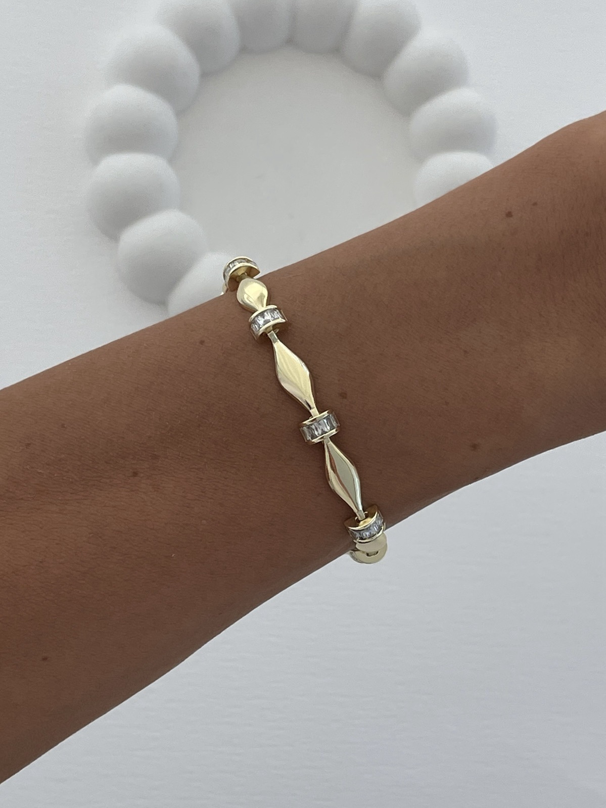 img_0920-1 Özel Seri Baget Taşlı Geometrik Tasarım Gold Bileklik