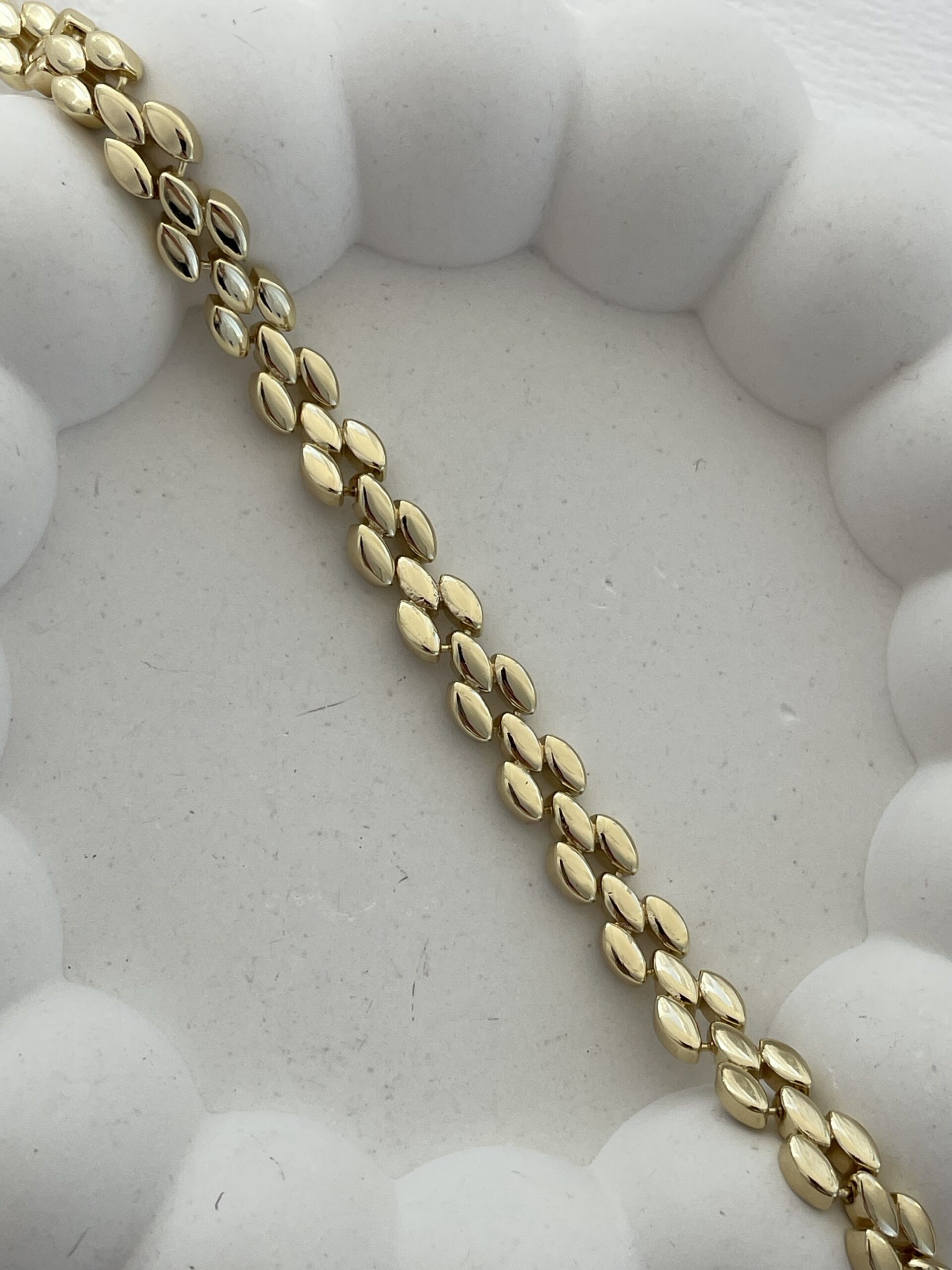 img_1452 Özel Seri Üçlü Sıra Oval Tasarım Gold Bileklik