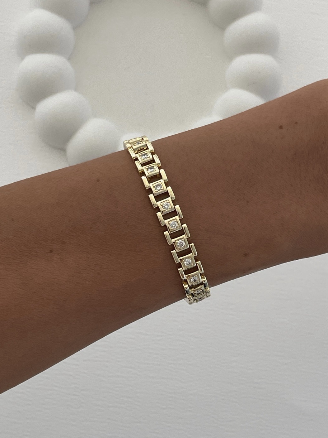 img_1922-1 Özel Seri Zirkon Taşlı Yatay Dikdörtgen Tasarım Gold Bileklik