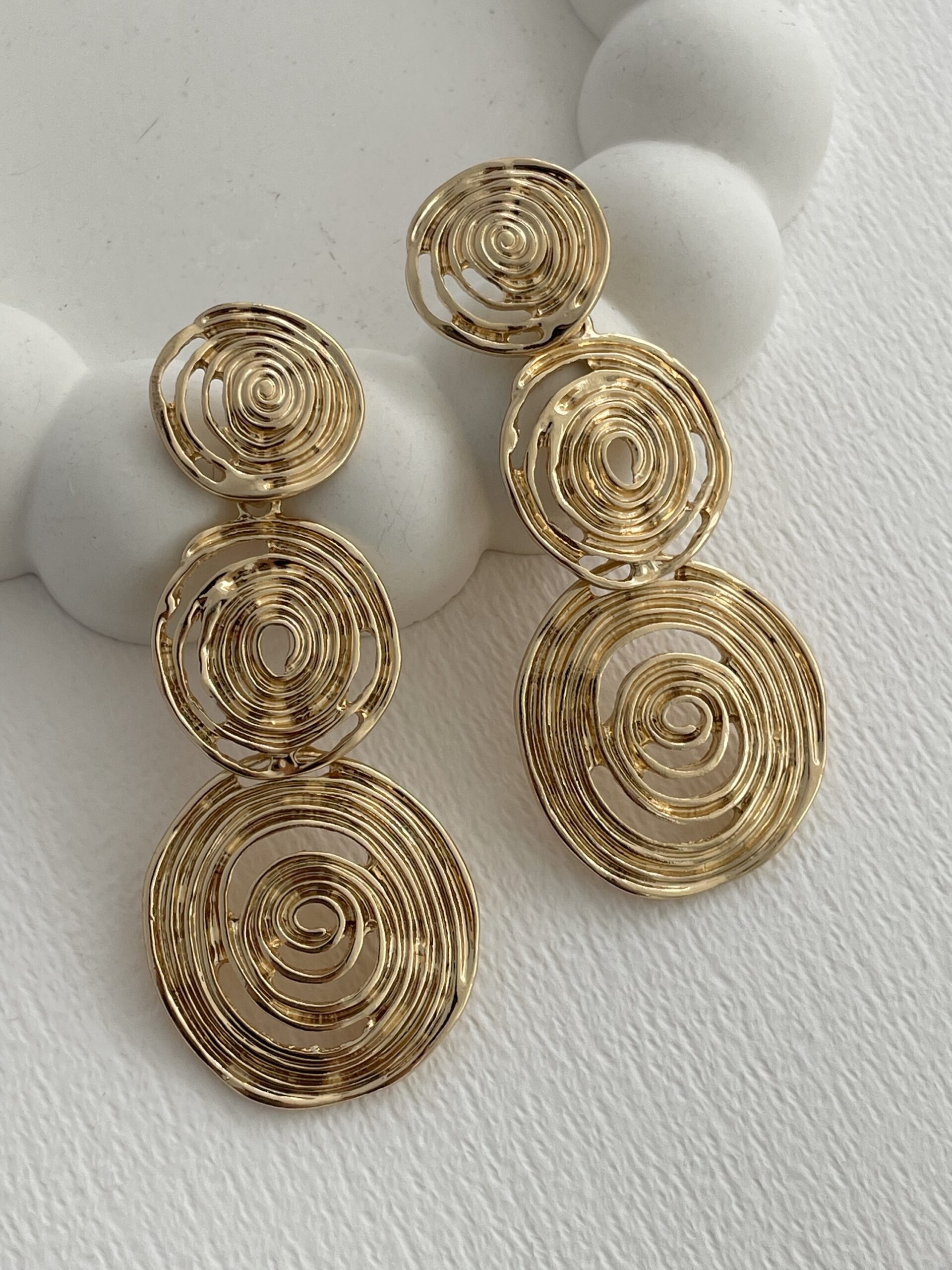 img_2478-3 Özel Seri Üçlü Spiral Tasarım Maksi Boy Gold Küpe