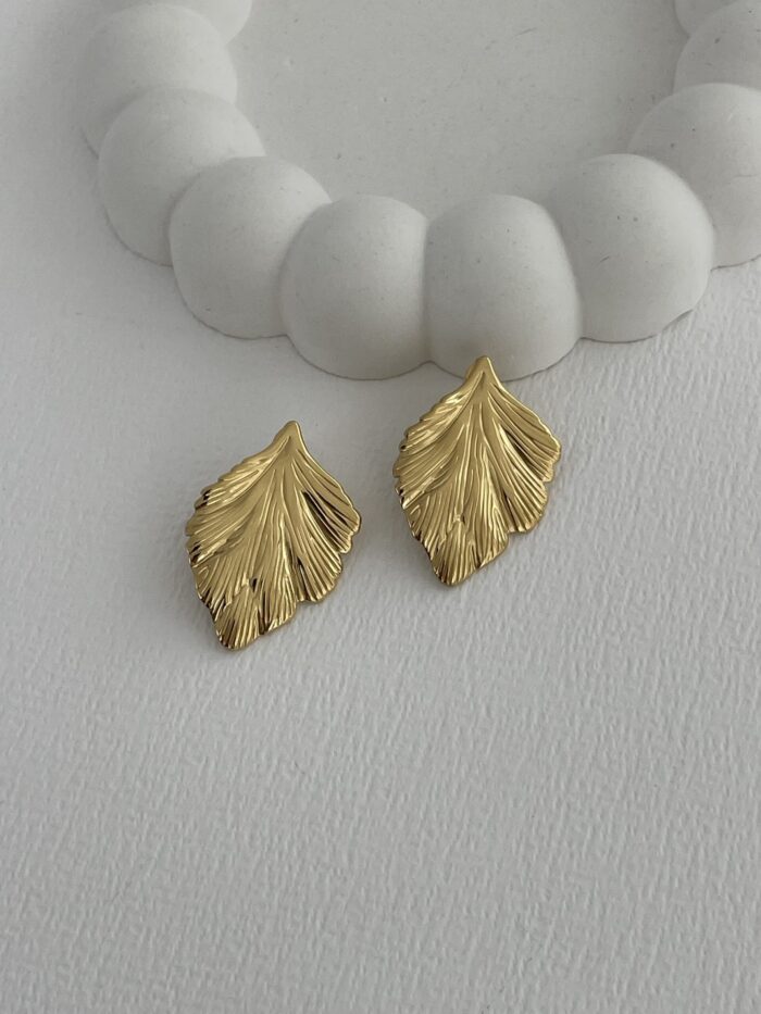 Çelik Yaprak Tasarım Gold Küpe
