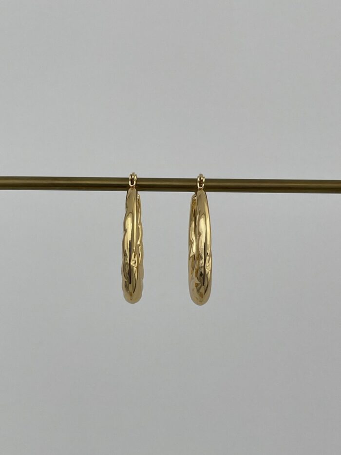 Çelik Desenli Oval Tasarım Gold Halka Küpe