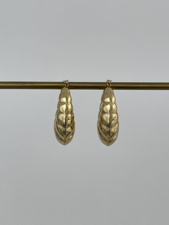 Özel Seri Burgu Oval Tasarım Gold Halka Küpe