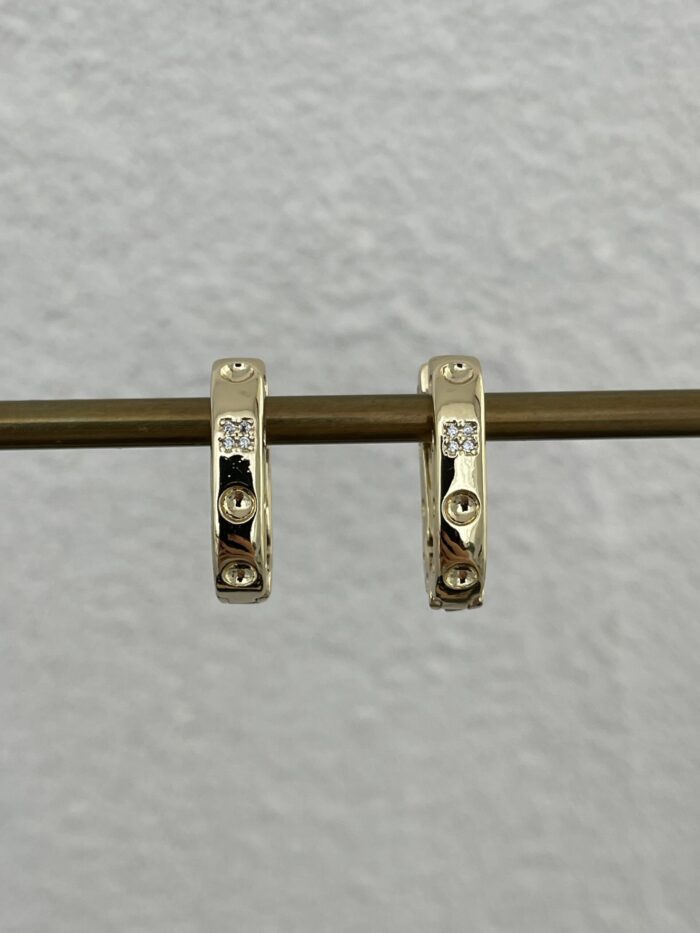Özel Seri Zirkon Taşlı Büyük Dikdörtgen Gold Küpe