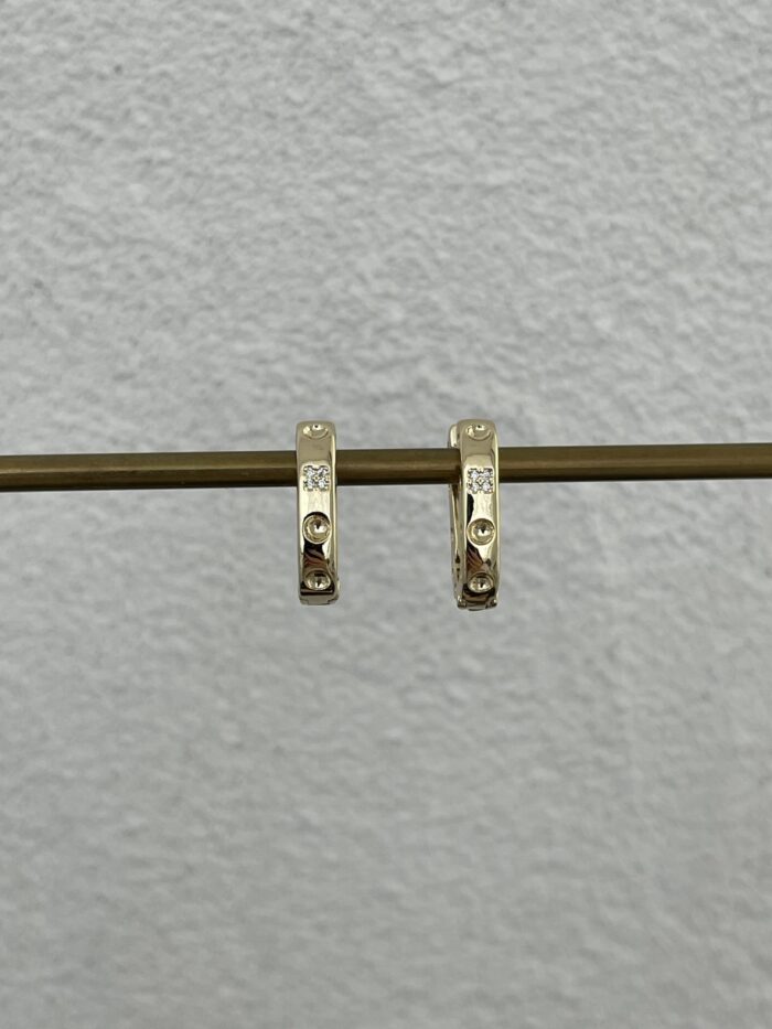 Özel Seri Zirkon Taşlı Büyük Dikdörtgen Gold Küpe