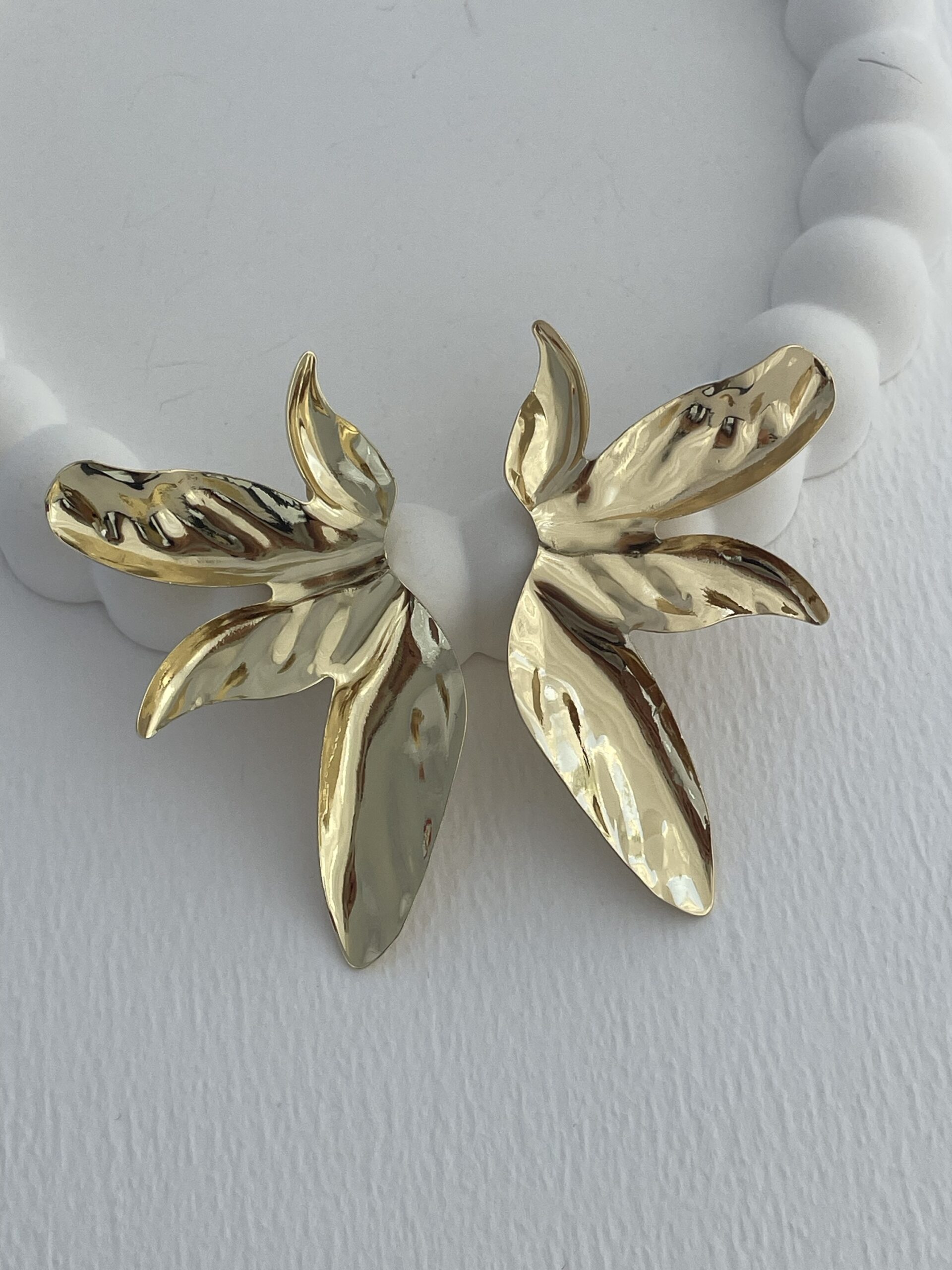 img_3966-3 Özel Seri Yaprak Tasarım Gold Küpe