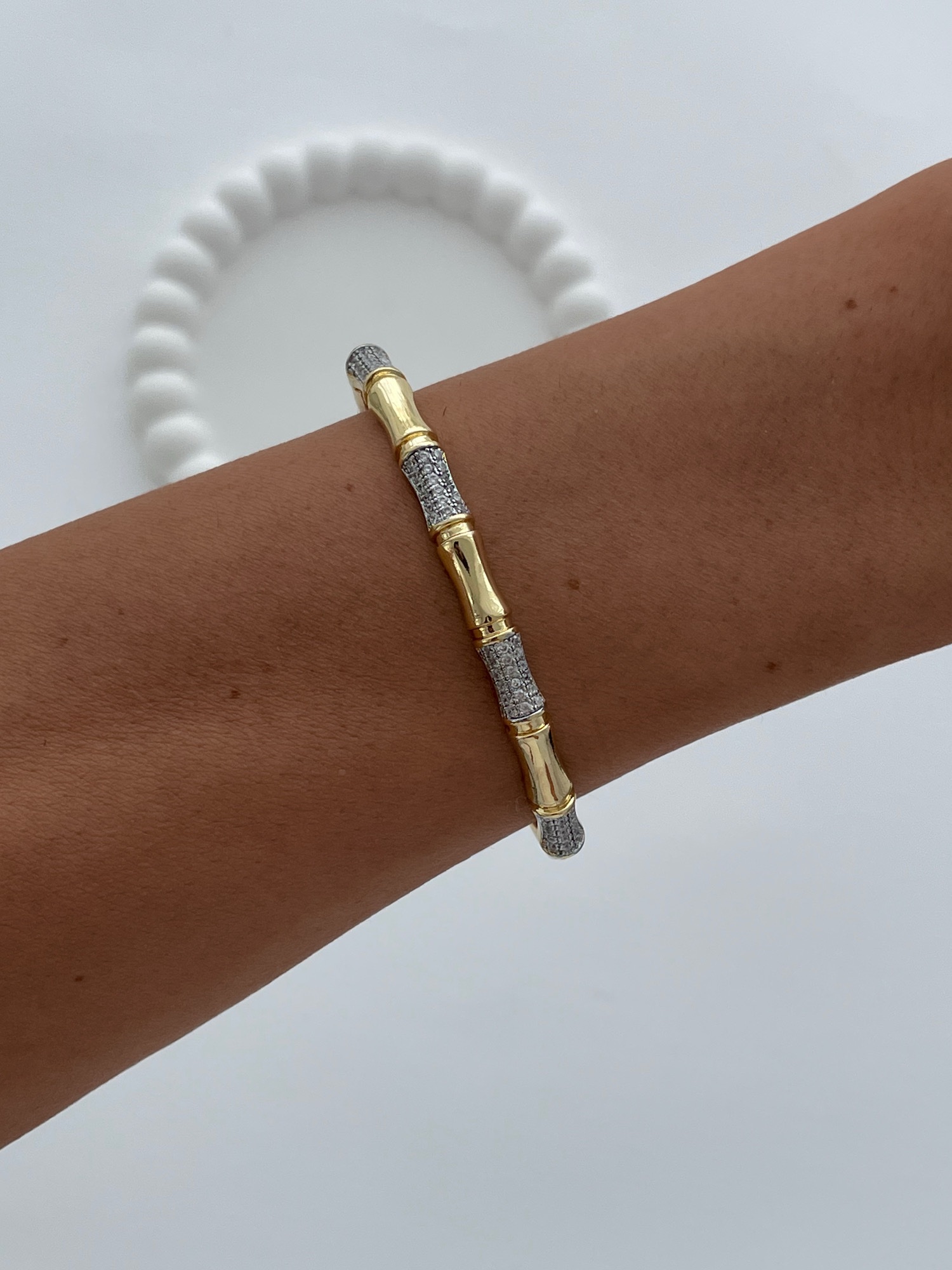 img_4191 Özel Seri Zirkon Taşlı Kemik Tasarım Gold Kelepçe Bileklik