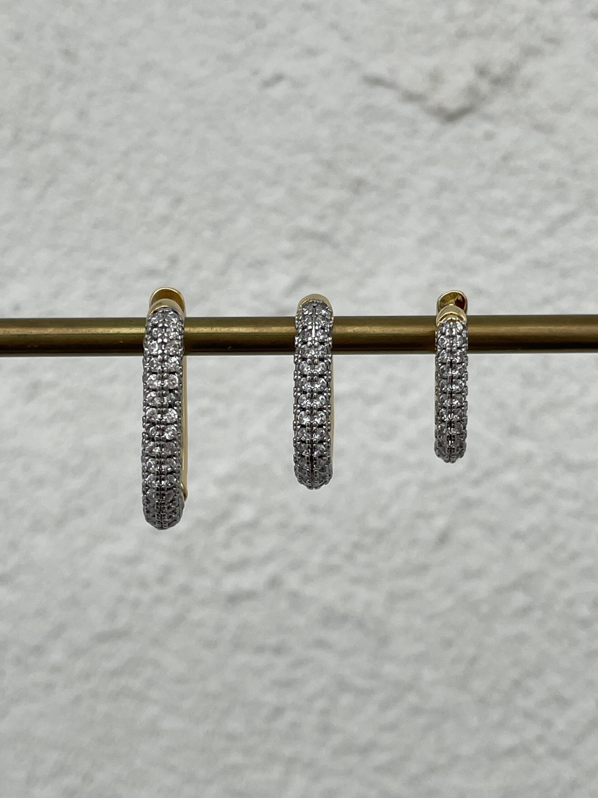 img_4554-3 Özel Seri Zirkon Taşlı Oval Üçlü Halka Gold Küpe Seti