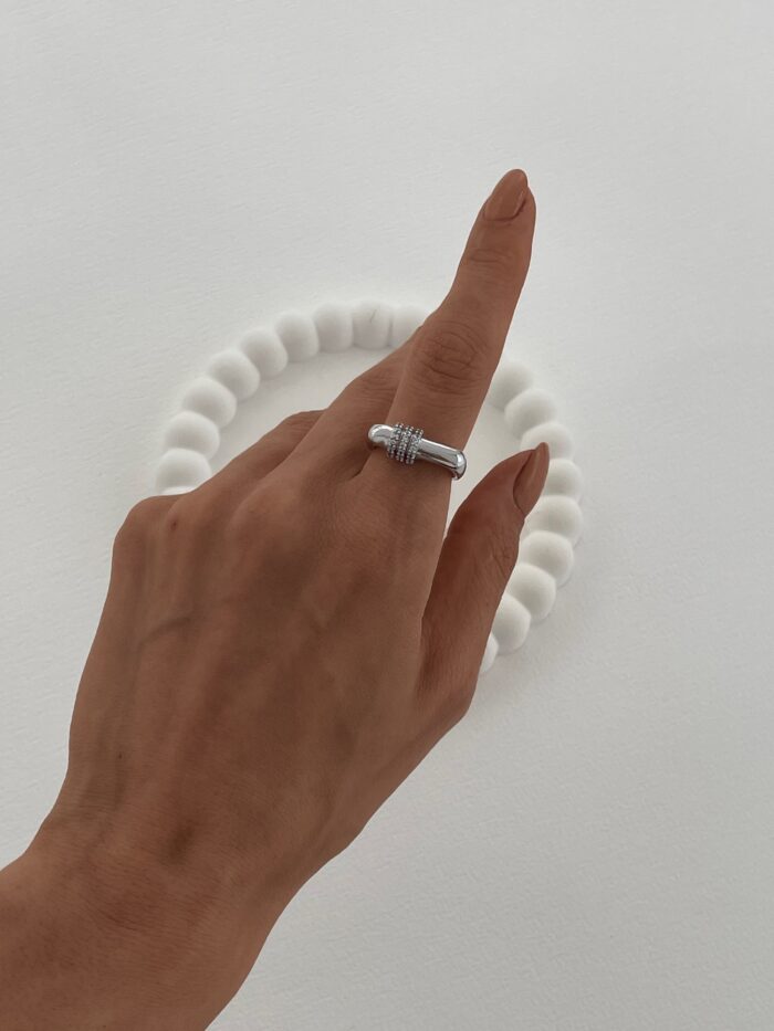 Özel Seri Zirkon Taşlı Marka Model Gümüş Ayarlanabilir Yüzük