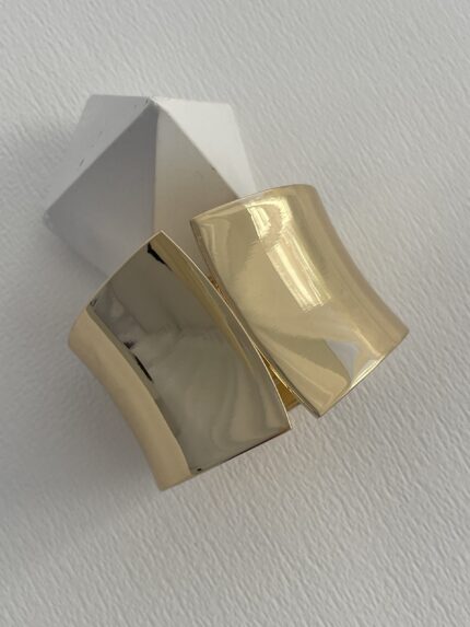 Özel Seri Kıvrım Detay Kalın Gold Kelepçe Bileklik