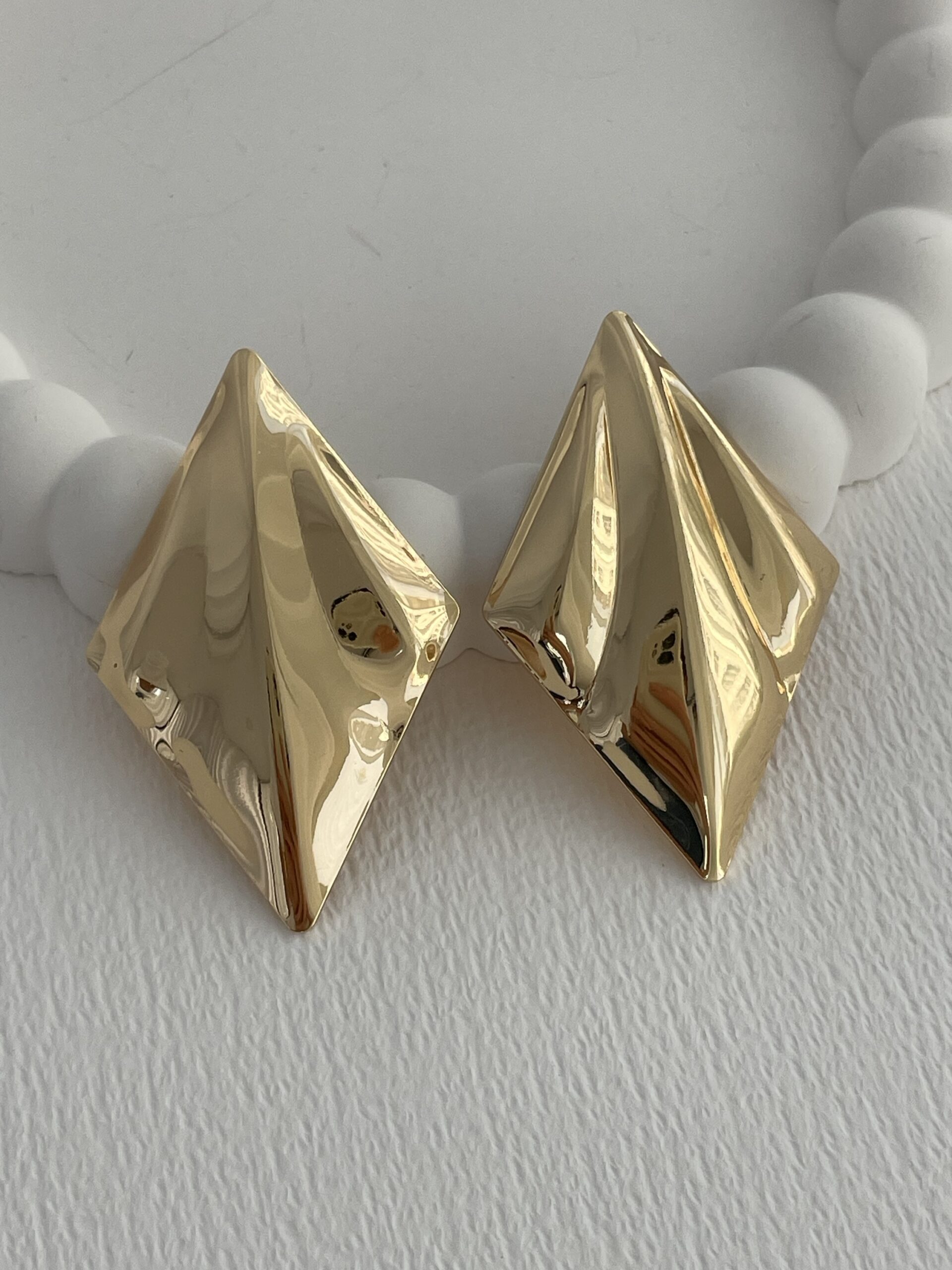 img_6709-5 Özel Seri Desenli Baklava Tasarım Gold Küpe