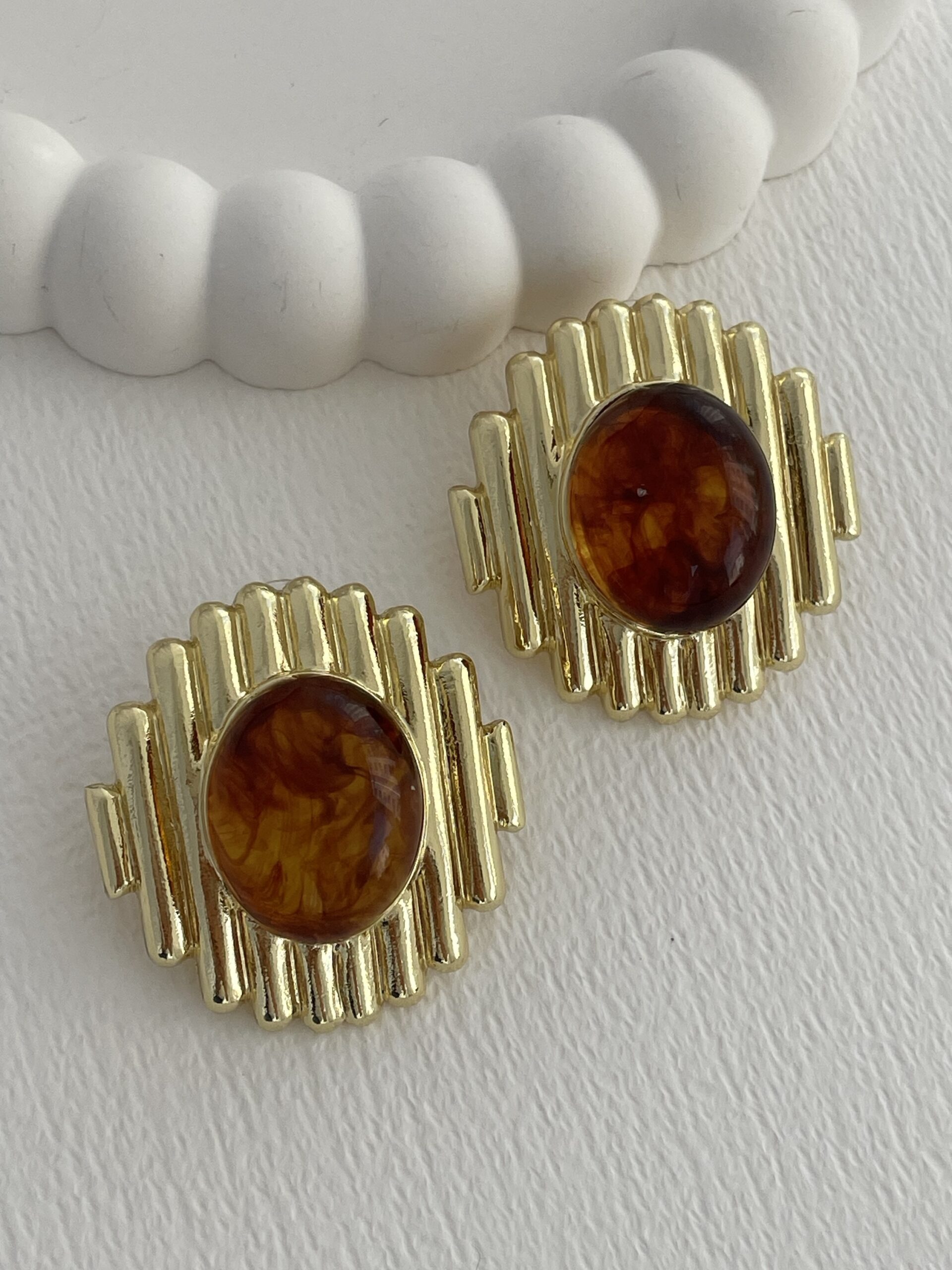 img_6822-5 Özel Seri Kahverengi Kemik Tırtık Model Oval Gold Küpe