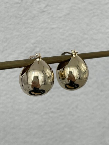 Özel Seri Sallantılı Gold Top Küpe