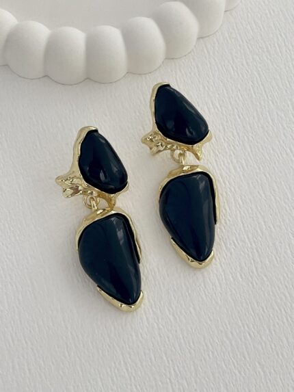 Özel Seri Siyah Kemik Marka Model Gold Küpe